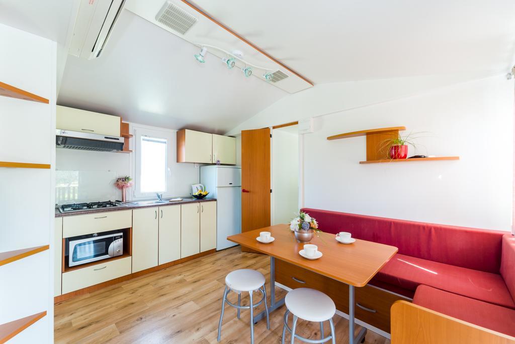 Mobile Homes Plava Laguna 파코스탄 외부 사진
